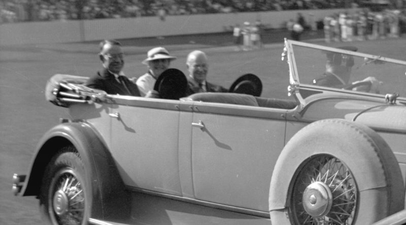 Mr. and Mrs. Gerry McGeer and Rt. Hon. R.B. Bennett riding in touring car at Brockton Point during Dominion Day celebration