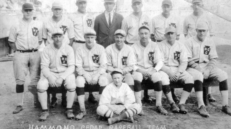 The Hammond Cedar Baseball Team were BC champions in 1924. [P03920]