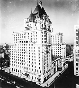 The Hotel Vancouver
[Photo: www.city.vancouver.bc.ca/ctyclerk/archives]