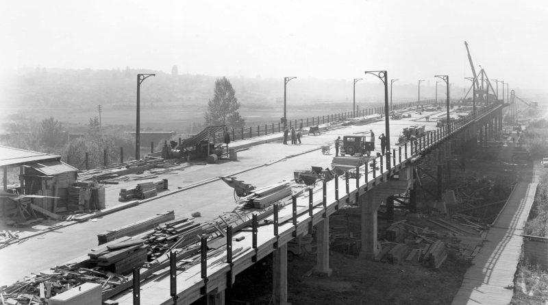 First Avenue Viaduct - Dominion Construction Company Limited, Contractors